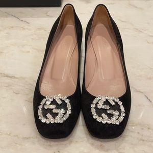 Authentic Gucci heels (low)